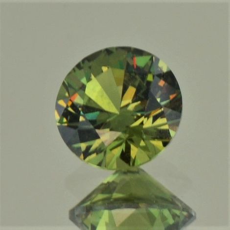 Demantoid, Rund facettiert (1,96 ct.) aus Namibia (Erongo, Green Dragon Mine)