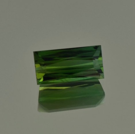 Green Tourmaline Tourmaline rectangle green 4.18 ct