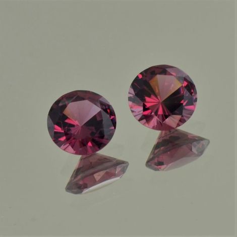 Rhodolite Garnet Pair round purple red 3.90 ct