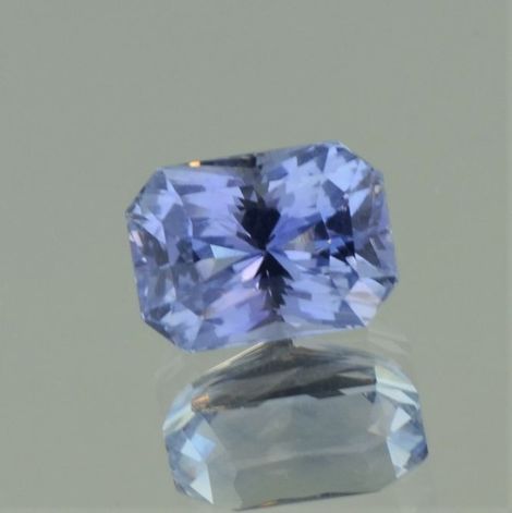 Saphir Achteck-Princess mittelblau ungebrannt 4,25 ct