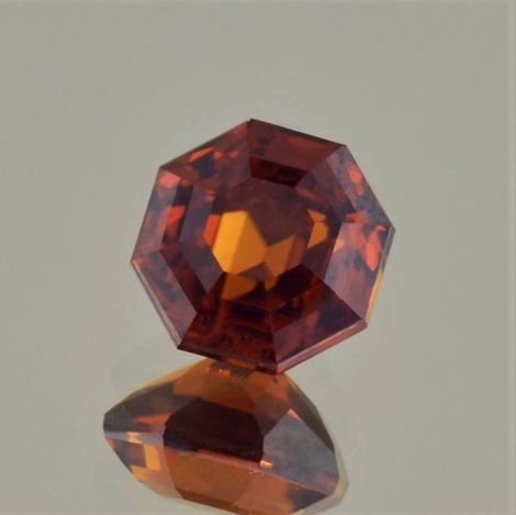 Zirkon design-octagon dunkelorange 7,16 ct