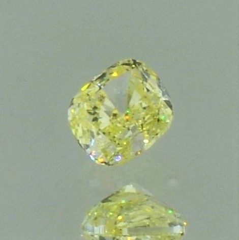 Farbdiamant antik-brillantiert grünlich gelb vvs2 0,61 ct Farbdiamant antik-brillantiert grünlich gelb vvs2 0,61 ct