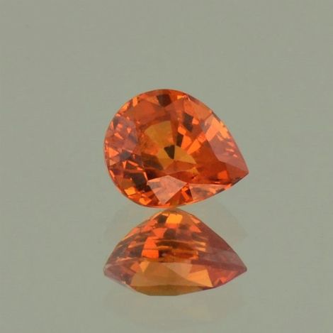 Mandarin-Granat pear orange 2.21 ct Mandarin-Granat pear orange 2.21 ct
