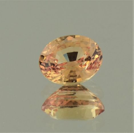 Saphir, Oval facettiert (3,05 ct.) aus Madagaskar Saphir, Oval facettiert (3,05 ct.) aus Madagaskar