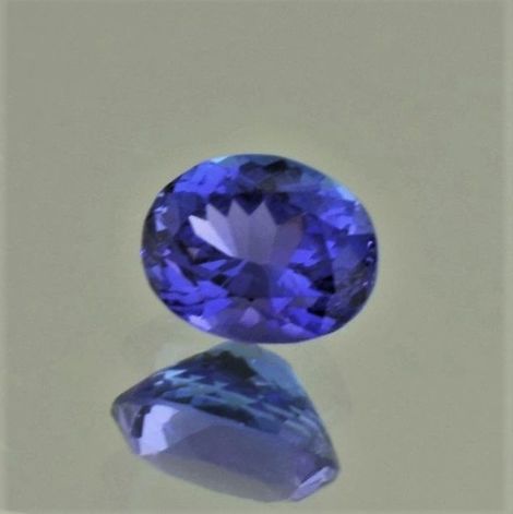 Tansanit, Oval facettiert (1,36 ct.) aus Tansania (Merelani Hills) Tansanit, Oval facettiert (1,36 ct.) aus Tansania (Merelani Hills)