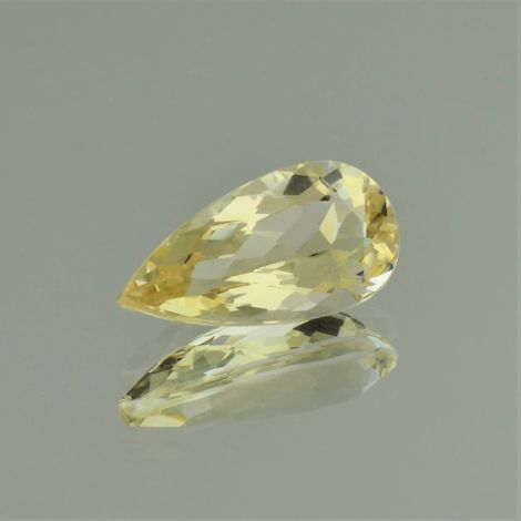 Beryl pear light yellow untreated 6.96 ct