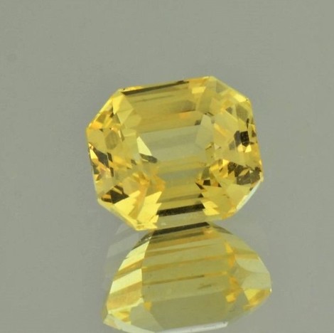 Sapphire octagon yellow unheated 4.51 ct.