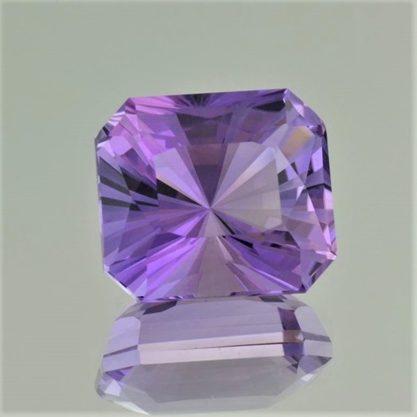 Amethyst, Design-Achteck facettiert (50,93 ct.) aus Brasilien