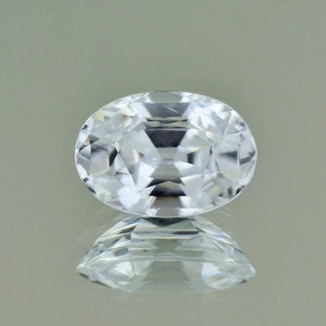 Zircon oval colorless 7.40 ct.
