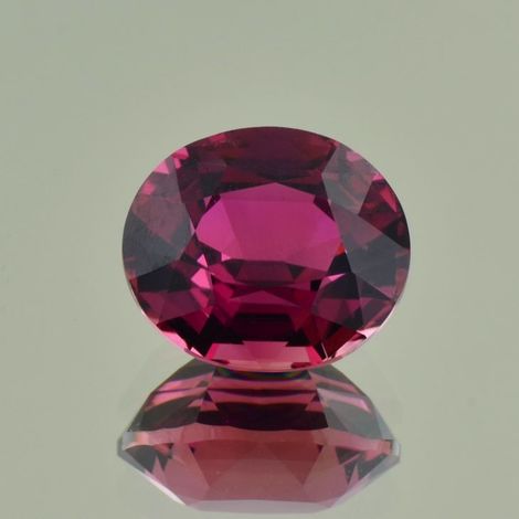 Rubellit Turmalin oval rosarot 9,56 ct