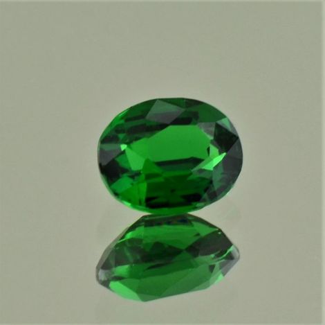 Tsavorite Garnet oval intense green 1.55 ct