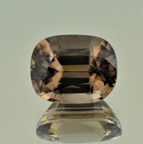 Zirkon, Antikoval facettiert (15,48 ct.) aus Kambodscha (Ratanakiri)