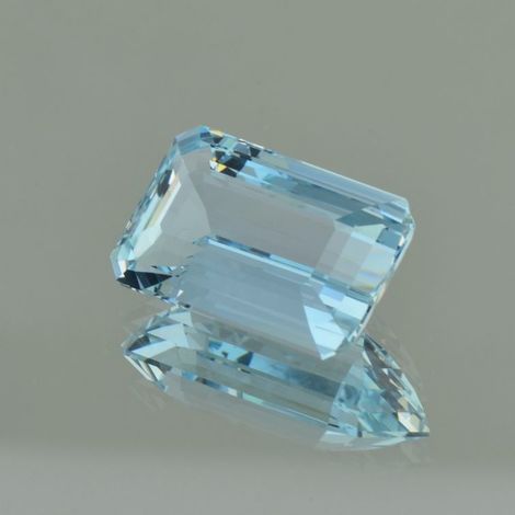 Aquamarin octagon sehr helles Blau unbehandelt 14,90 ct