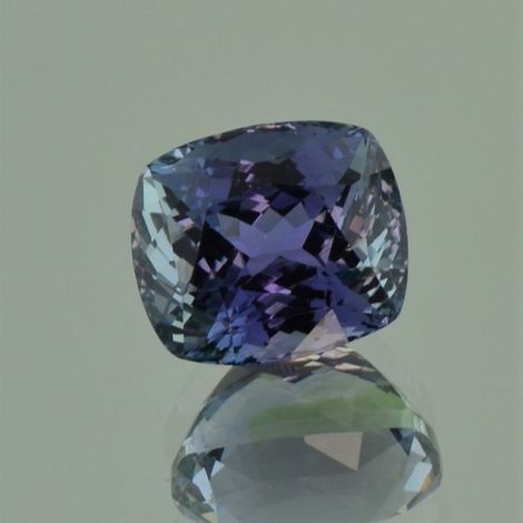 Tansanit antik grün+blauviolett ungebrannt 9,33 ct Tansanit antik grün+blauviolett ungebrannt 9,33 ct