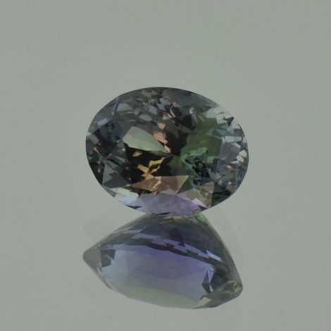 Zoisit, Oval facettiert (4,87 ct.) aus Tansania (Merelani Hills) Zoisit, Oval facettiert (4,87 ct.) aus Tansania (Merelani Hills)