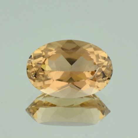 Topaz oval light brown 24.47 ct