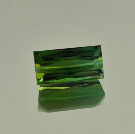 Verdelith Turmalin Rechteck grün 4,18 ct.