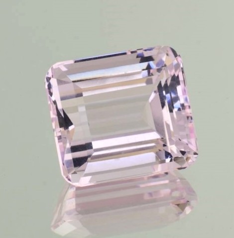 Morganite octagon-modifiziert light pink 28.95 ct