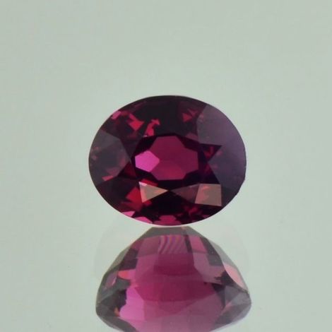 Spinel oval purple red 2.51 ct