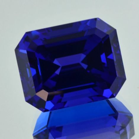 Tanzanite octagon intense blue 78.06 ct