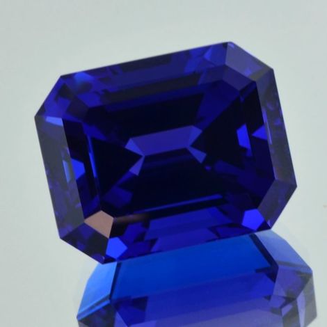 Tanzanite octagon intense blue 78.06 ct Tanzanite octagon intense blue 78.06 ct