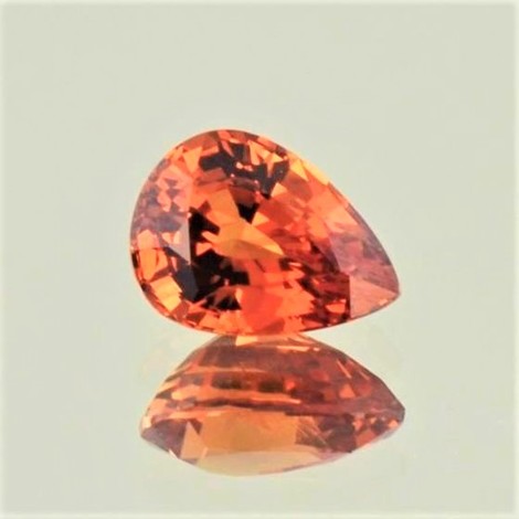 Mandarin-Granat pear orange 3.81 ct.