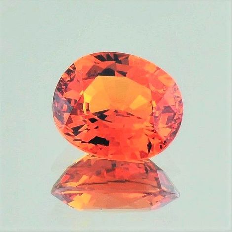 Mandarin Granat, Oval facettiert (4,91 ct.) aus Nigeria (Iseyin)