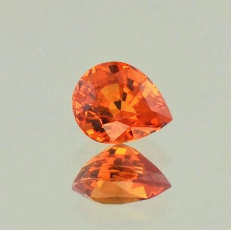 Mandarin Granat, Tropfen facettiert (2,21 ct.) aus Nigeria