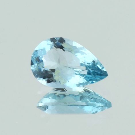 Aquamarin Tropfen hellblau 3,44 ct.