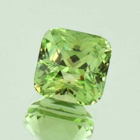 Granat - Grossular, Antik facettiert (8,25 ct.) aus Tansania