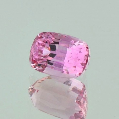 Topas, Antik facettiert (3,72 ct.) aus Pakistan (Katlang)