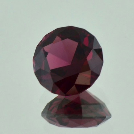 Granat - Rhodolith, Design-Rund facettiert (5,70 ct.) aus Tansania (Umba Valley)