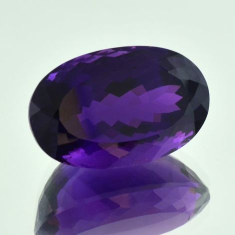 Amethyst, Oval facettiert (46,96 ct.) aus Brasilien