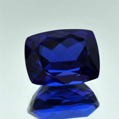 Tanzanite cushion intense blue 21.90 ct