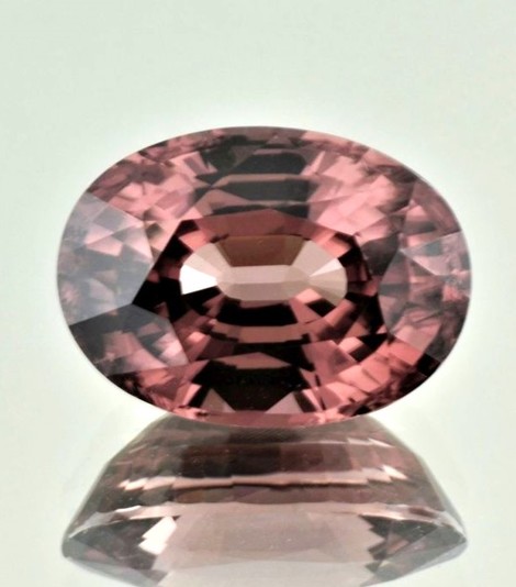 Zirkon oval orangebraun-rosa unbehandelt 20,74 ct