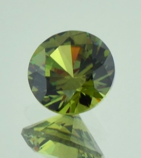 Demantoid Garnet round brilliant green 2.18 ct