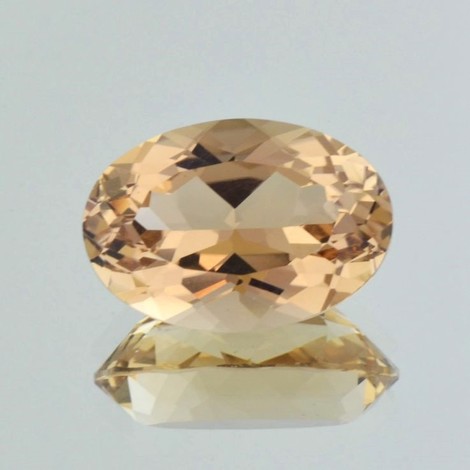 Topas, Oval facettiert (24,05 ct.) aus Pakistan