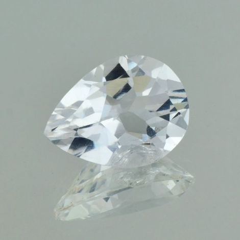 Topaz pear colorless 18.20 ct