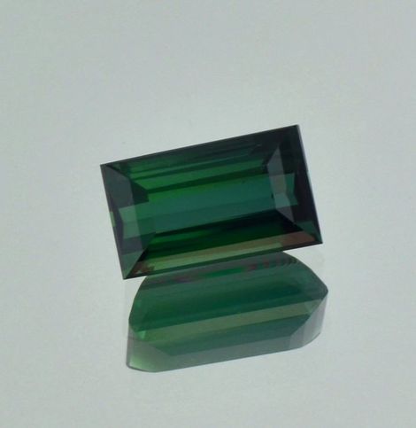 Verdelith, Rechteck facettiert (5,54 ct.) aus Afrika