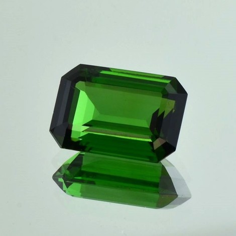 Verdelith Turmalin octagon grün 12,20 ct.