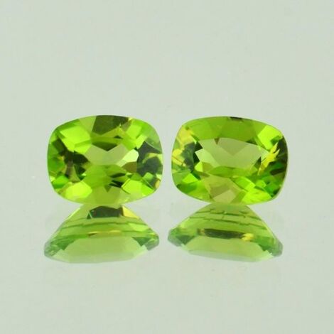 Peridot Duo antik grün 4,78 ct Peridot Duo antik grün 4,78 ct