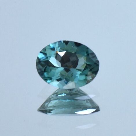 Indigolith, Oval facettiert (1,55 ct.) aus Pakistan