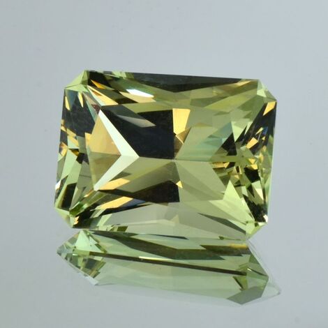 Heliodor, Achteck-Princess facettiert (30,16 ct.) aus Ukraine (Volodarsk-Volynskii)
