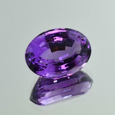 Amethyst oval violett 20,77 ct