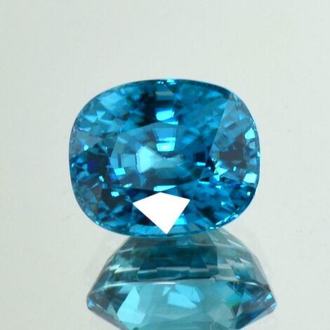 Zircon cushion intense blue 20.35 ct.