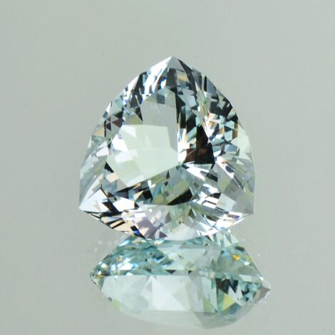 Aquamarin Trillion zartblau unbehandelt 11,32 ct.