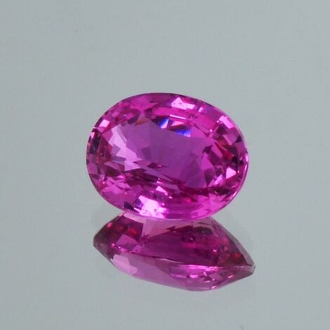 Sapphire oval vivid pink untreated 2.55 ct Sapphire oval vivid pink untreated 2.55 ct