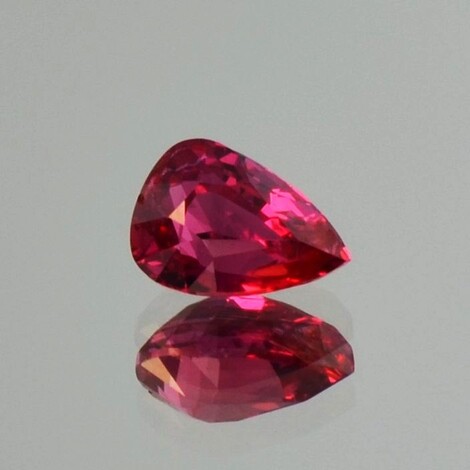 Rubin Tropfen rot unbehandelt 1,05 ct