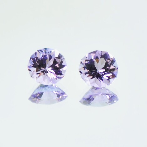 Tanzanite Pair round mastercut light lilac untreated 2.60 ct