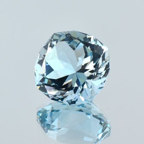 Topaz Design-Antik light blue untreated 22.31 ct